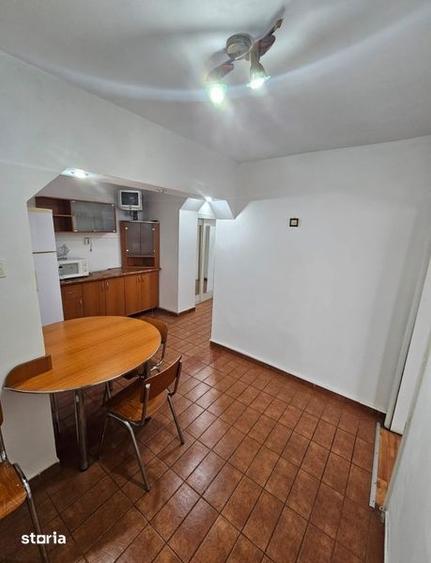 Apartament 3 camere decomandat zona centrala - 1