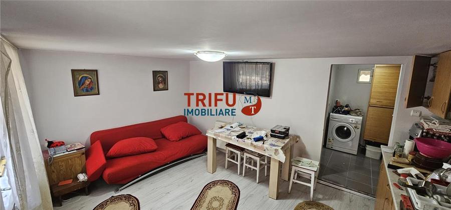 Casă individuală cu 3 camere cu Canalizare în Berghin
