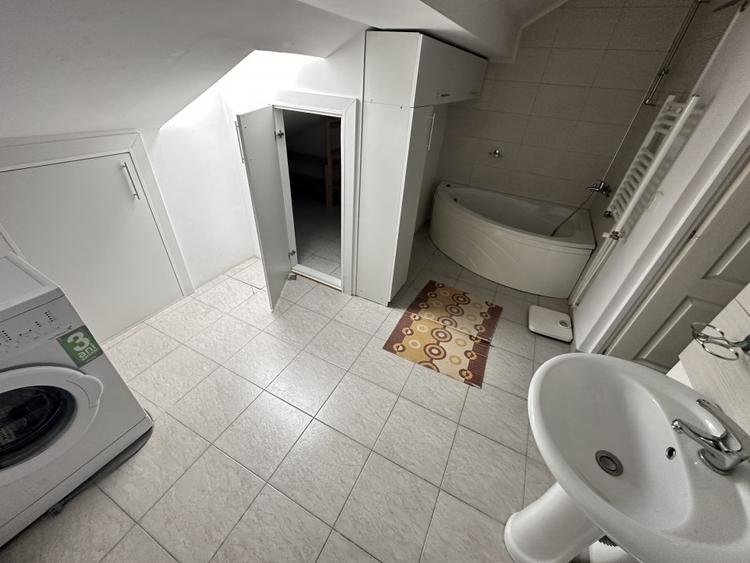 Apartament cu 3 camere în Tilișca