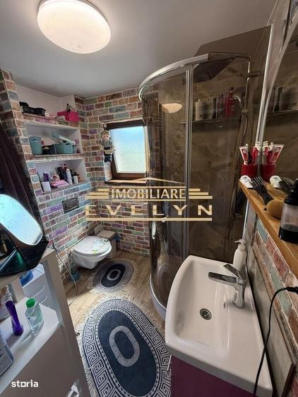 Casă cu 4 camere decomandat în Mănăstirea Doamnei