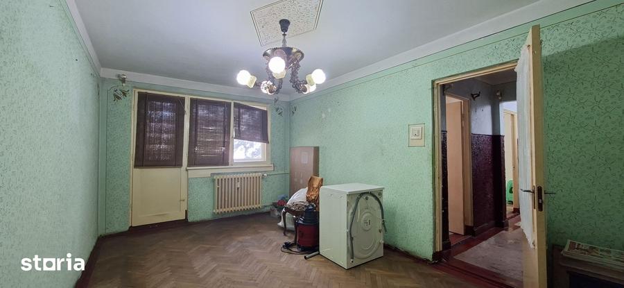 Apartament cu 2 camere în Micro 20