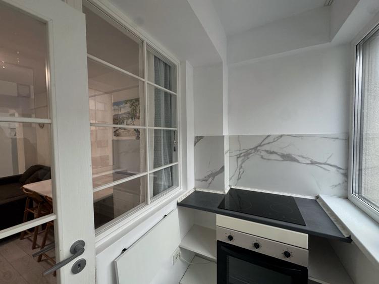 Apartament cu 2 camere decomandat în Valea Adâncă