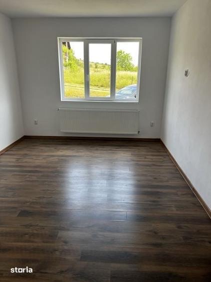 Casă cu 4 camere cu Teren 160 Mp în Central