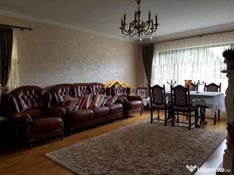 Casă cu 5 camere cu Teren 733 Mp în Central