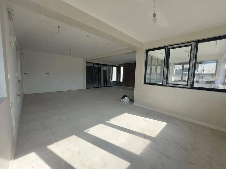 Casă cu Teren 700 Mp în Dobroești
