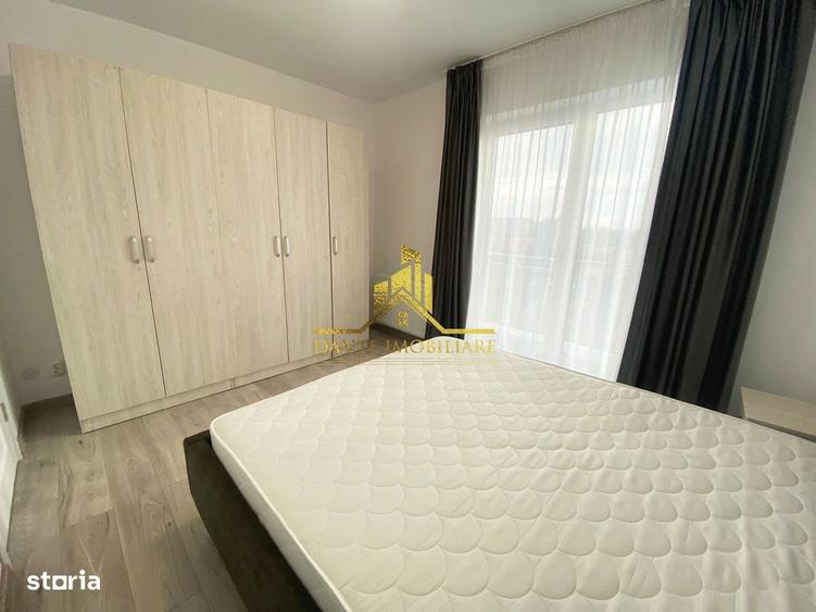 Apartament cu 3 camere semidecomandat, mobilat în Iris