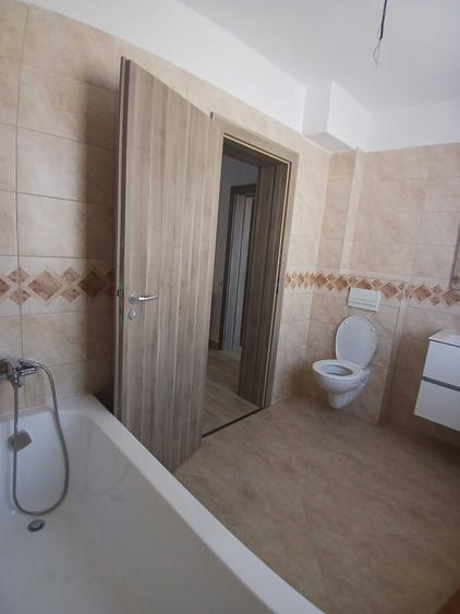 Apartament cu 2 camere decomandat în IAR