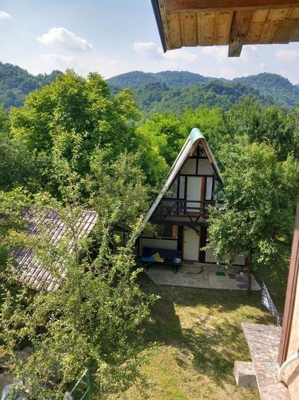 Casă cu 3 camere în Pietrari