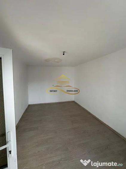 Casă cu 2 camere cu Canalizare în Tache
