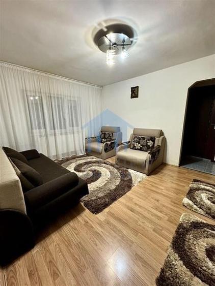 Apartament cu 2 camere semidecomandat în Mărăști