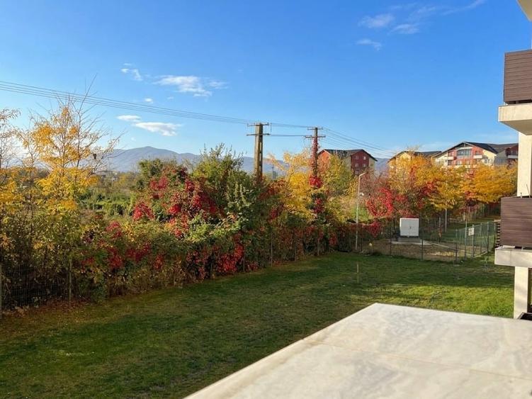 Apartament cu 2 camere decomandat în Sânpetru