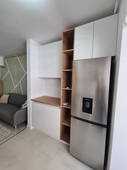Apartament cu 2 camere semidecomandat în Berceni