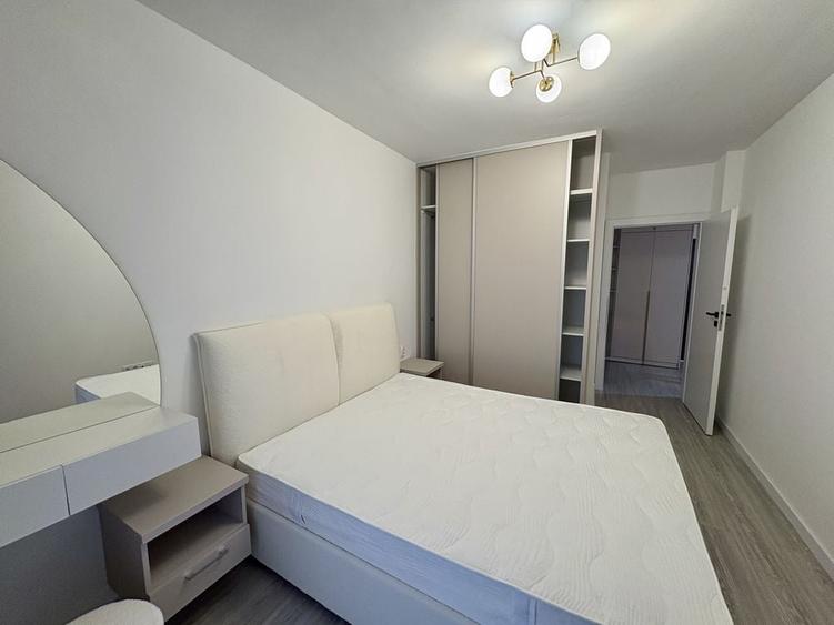 Apartament cu 2 camere decomandat în Florești