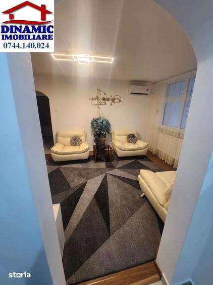 Apartament cu 3 camere semidecomandat, mobilat în Ultracentral