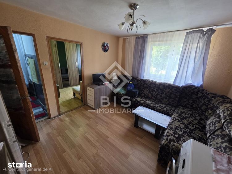 VANZARE APARTAMENT- ZONA DECEBAL ETAJ 1 - 1
