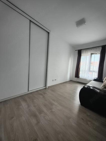 Apartament cu 3 camere decomandat în Giroc
