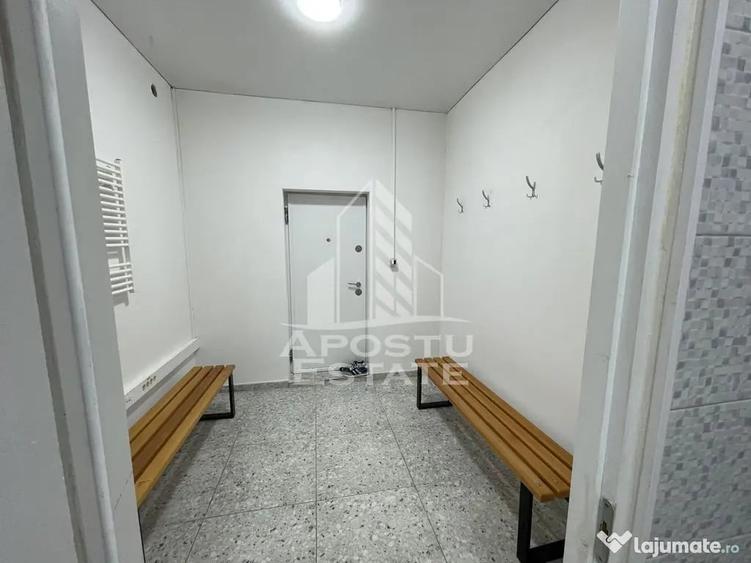 Spațiu comercial, de 135 mp, în Girocului