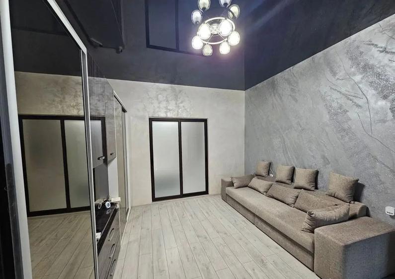 Casă cu 2 camere cu Teren 90 Mp în Piața Centrală