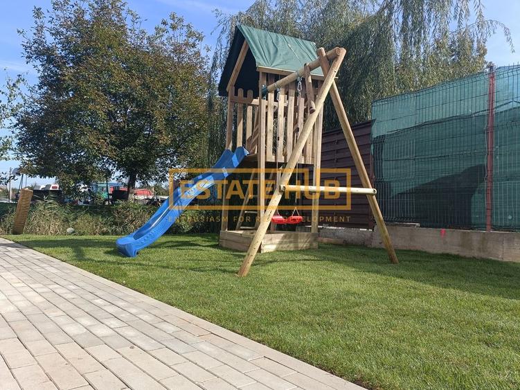 Apartament cu 3 camere semidecomandat în Între Lacuri