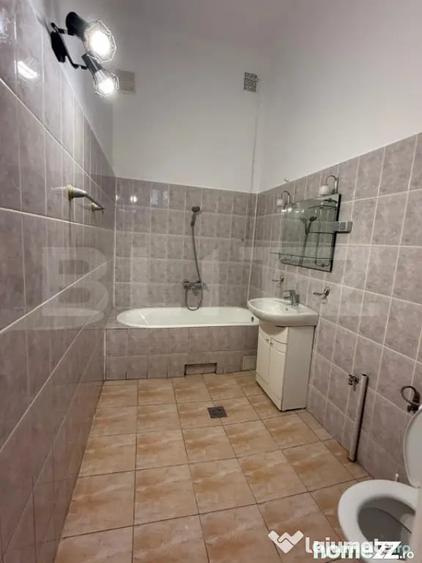 Apartament nemobilat 75 mp | Ultracentral | Renovat Integral - Cluj-Napoca (Cluj) - 1