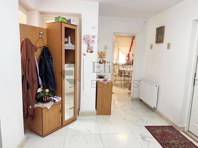 Casă cu 3 camere cu Teren 1813 Mp în Husasău de Tinca