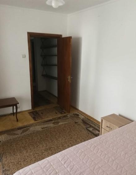 Apartament cu 2 camere decomandat în Centru Civic