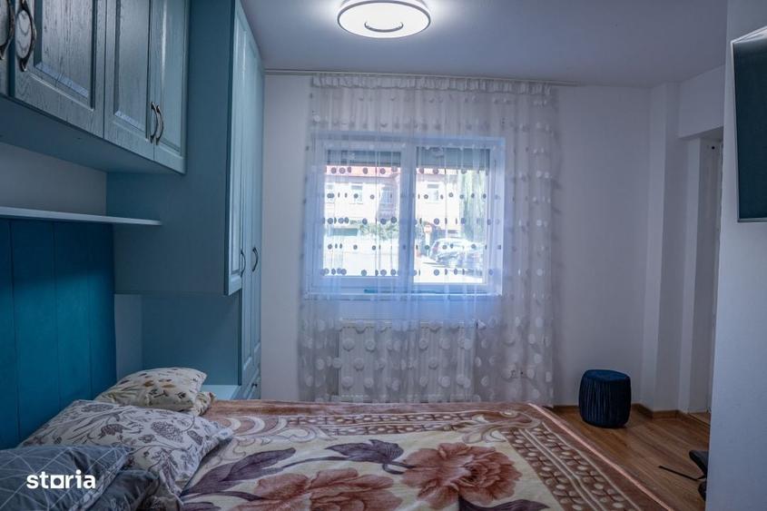Apartament cu 3 camere în Letea Veche