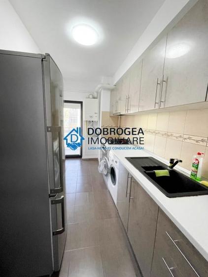 Apartament cu 3 camere decomandat, mobilat în C5