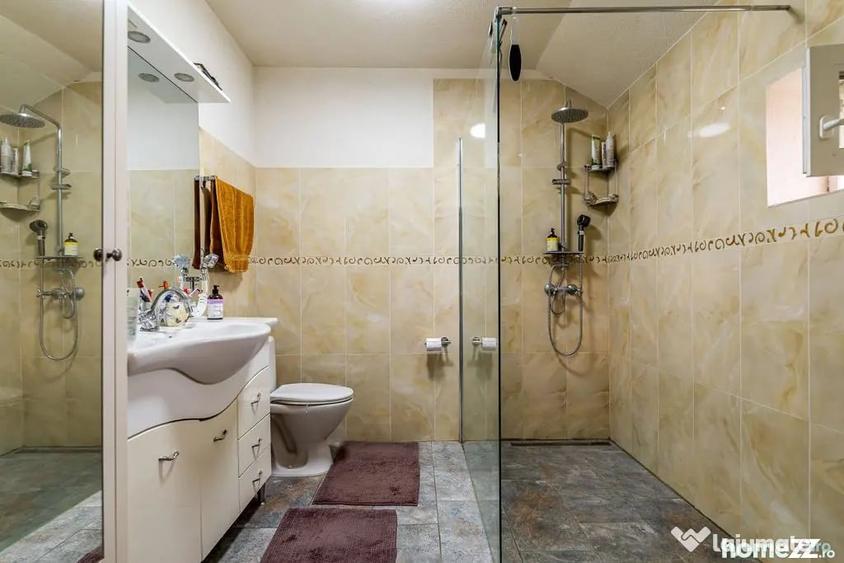 Casă cu 3 camere cu Teren 289 Mp în Frumușeni