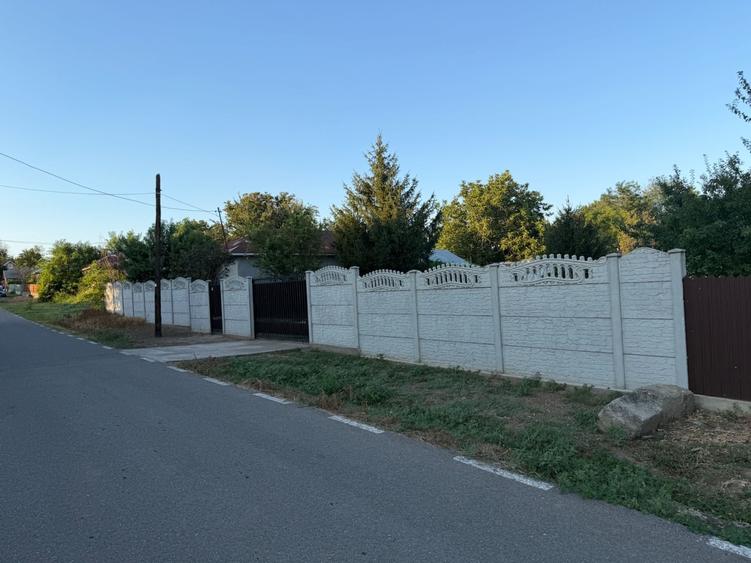 Casă cu 4 camere în Cuza Vodă
