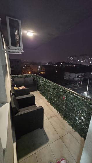 Apartament cu 3 camere decomandat în Ozana