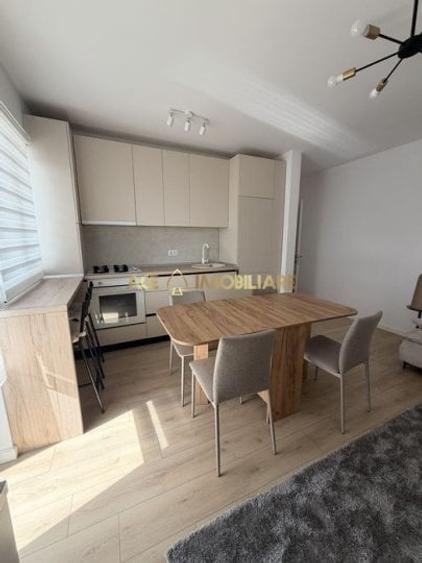 Apartament cu 2 camere semidecomandat, mobilat în Berceni