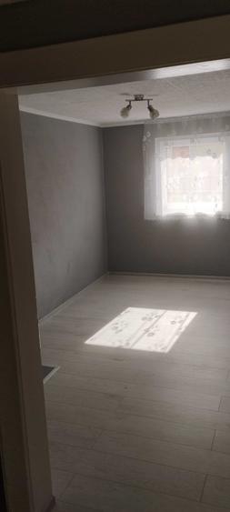 Casă cu 4 camere în Budila
