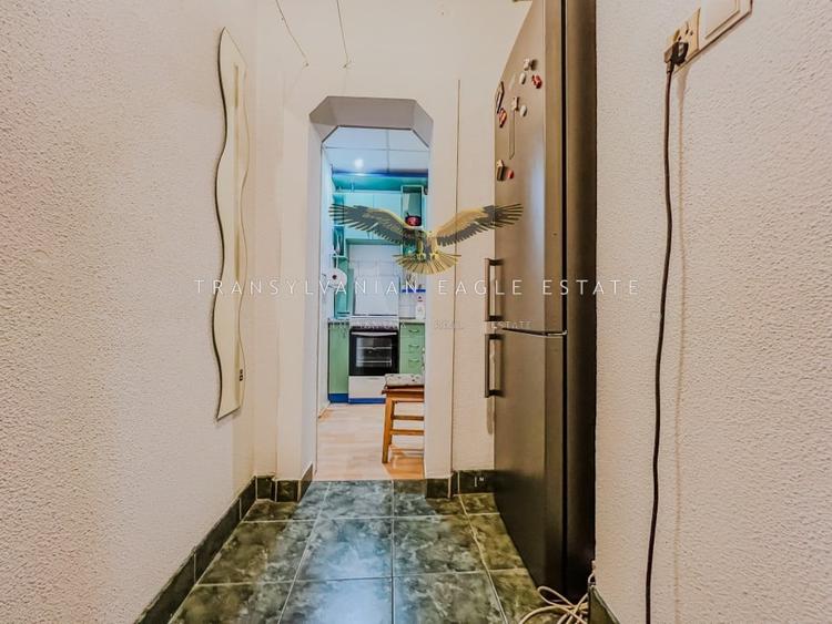 Apartament cu 2 camere decomandat, mobilat în Central