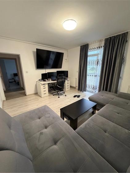 Apartament cu 2 camere decomandat în Giroc