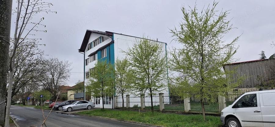 Spațiu comercial, de 740 mp, în Bălcescu