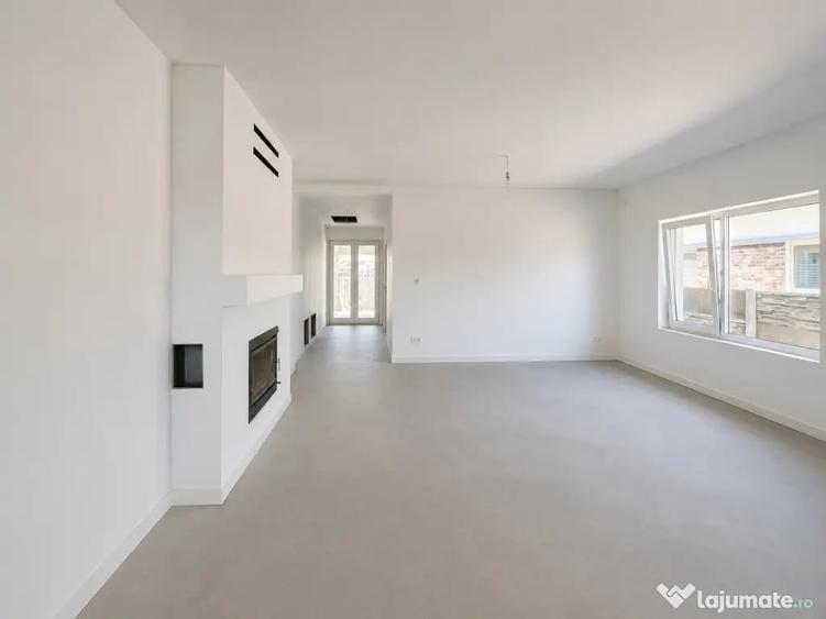 Casă cu 3 camere cu Teren 345 Mp în Moșnița Veche