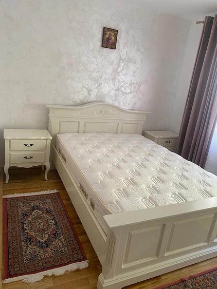 Apartament cu 3 camere decomandat în Aradului