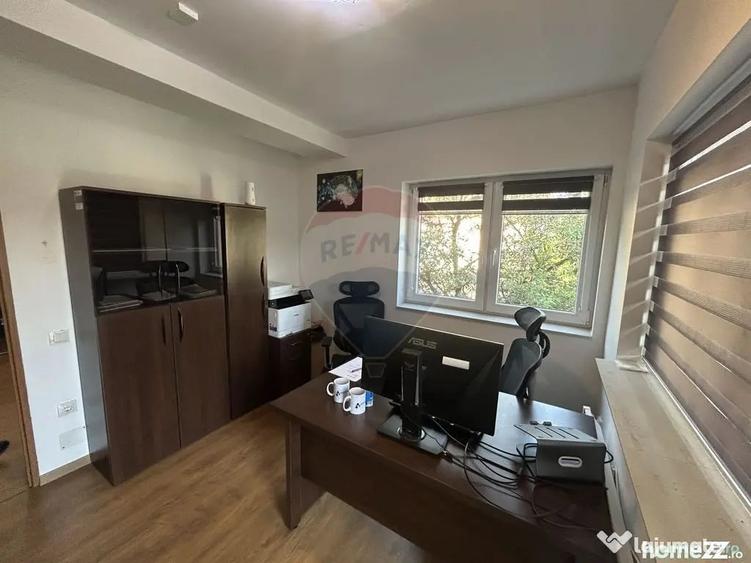 Spațiu comercial, de 45 mp, în Central