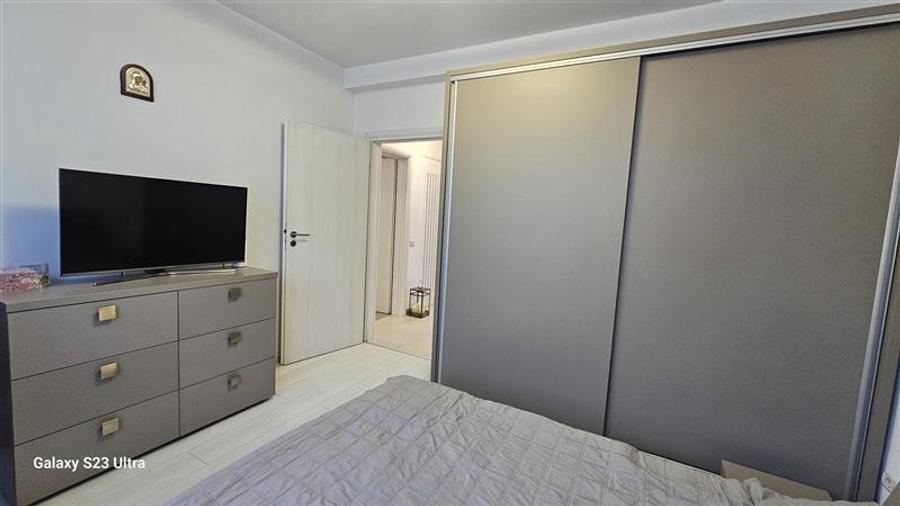 Casă cu 5 camere cu Canalizare în Central