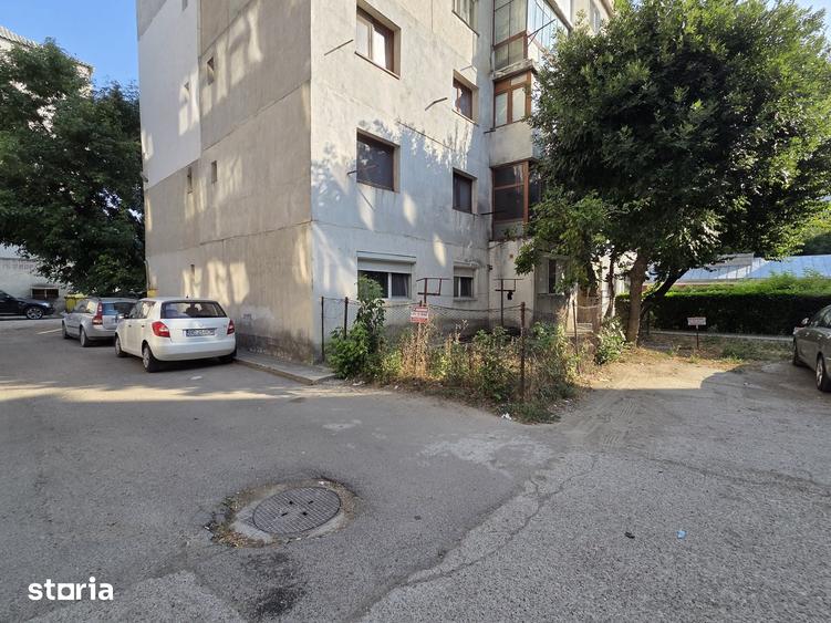 Apartament cu 4 camere decomandat în Ultracentral