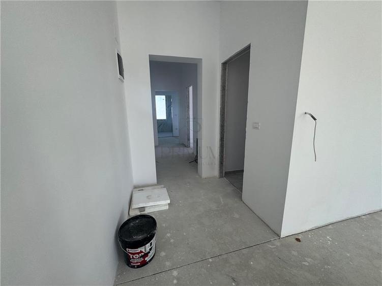 Duplex cu 3 camere cu Teren 320 Mp în Moșnița Nouă