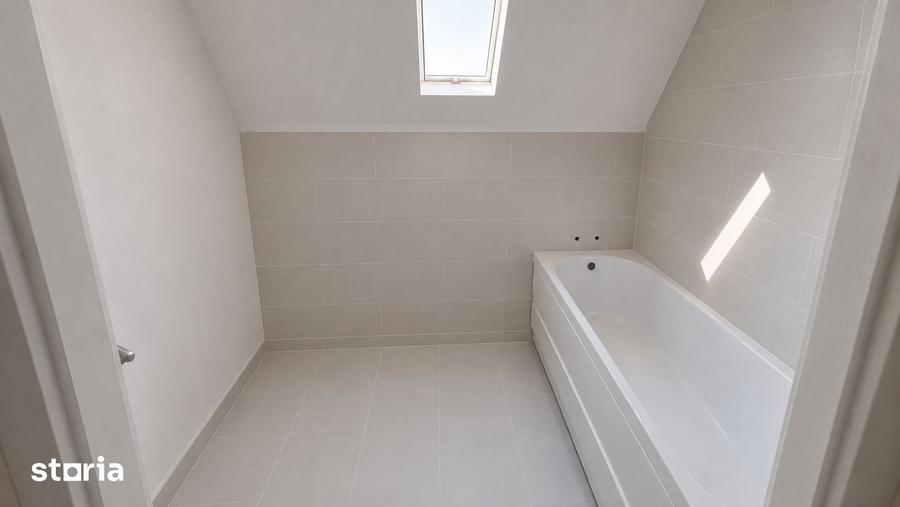 Apartament cu 8 camere în Central