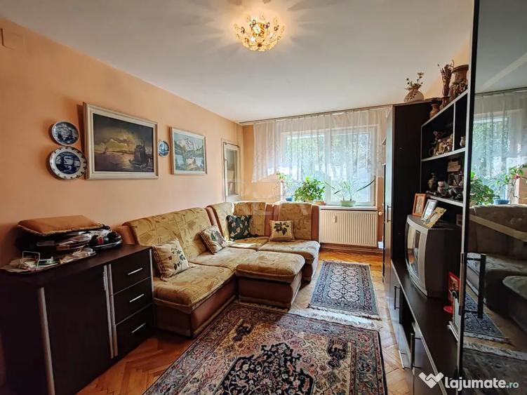 Apartament cu 2 camere decomandat în Drumul Taberei