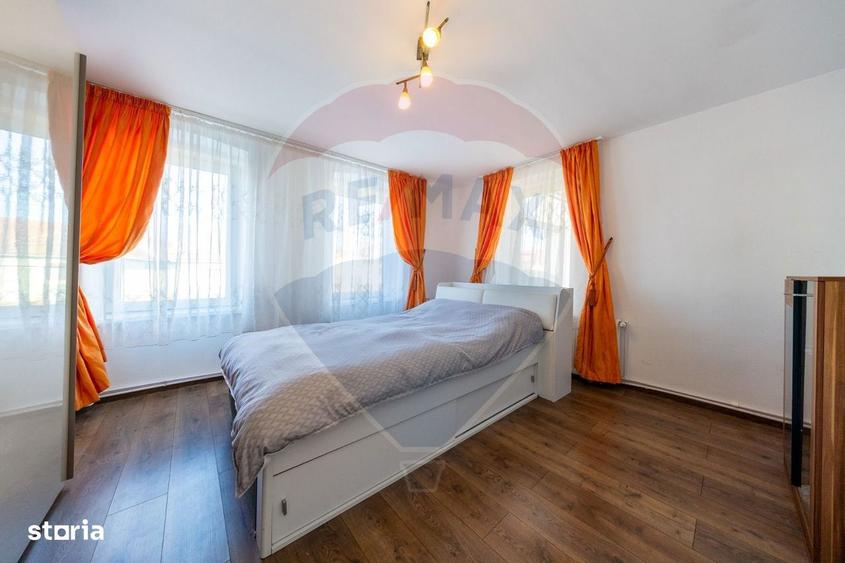 Casă cu 4 camere cu Teren 390 Mp în Hălchiu