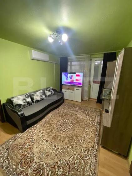 Apartament cu 3 camere semidecomandat, mobilat în Brazda lui Novac