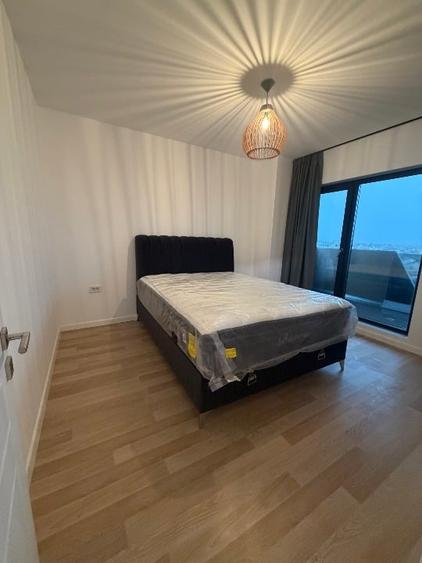 Apartament cu 2 camere semidecomandat în Km 5