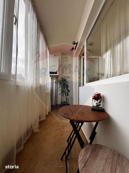 Apartament cu 2 camere, mobilat în Central