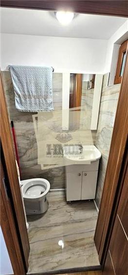 Casă individuală cu 5 camere cu Teren 336 Mp în Piața Cluj