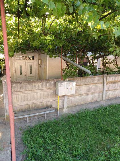 Casă cu 2 camere în Boian
